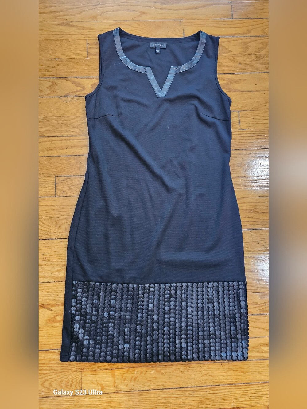 Spense Black Sleeveless Mini Dress with Sequin Hem